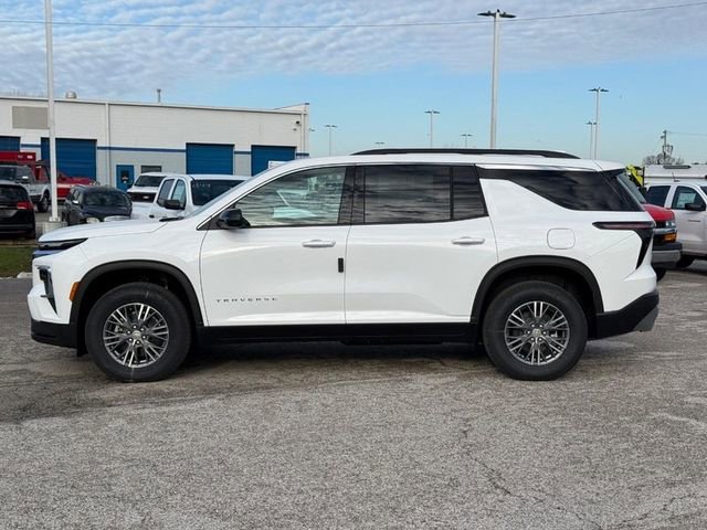 New 2026 Chevrolet Traverse LT image 2