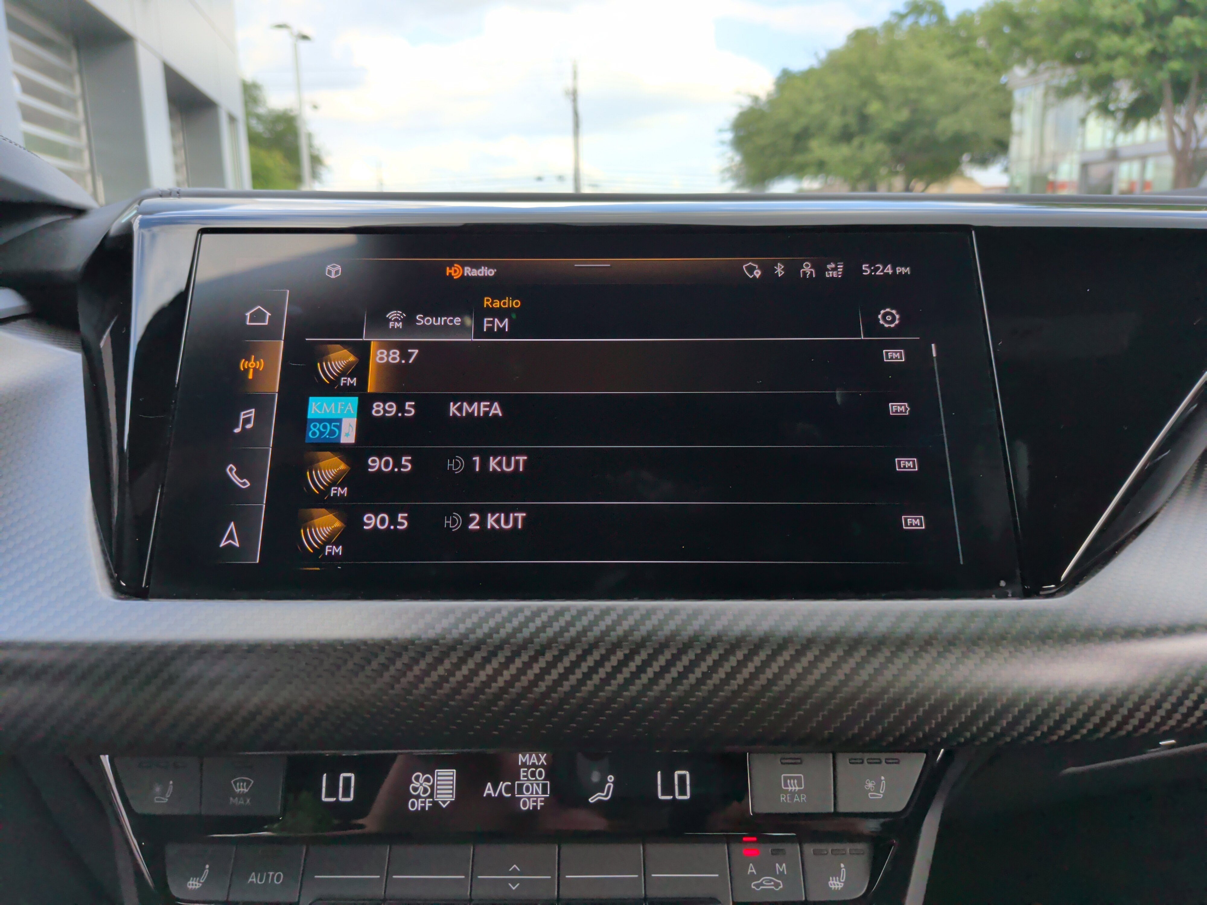 Certified 2022 Audi e-tron GT Prestige w/ Prestige Package AWD/4WD image 23