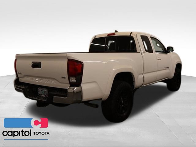 Certified 2019 Toyota Tacoma SR5 AWD/4WD image 3