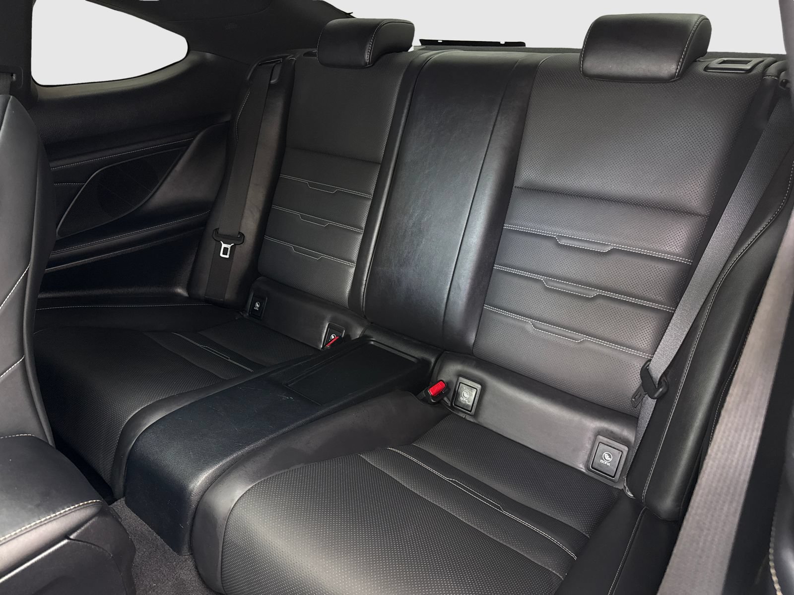 Used 2016 Lexus RC 200t RWD image 38