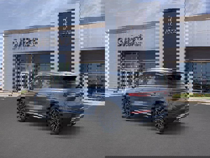 New 2025 Lincoln Corsair Reserve image 4