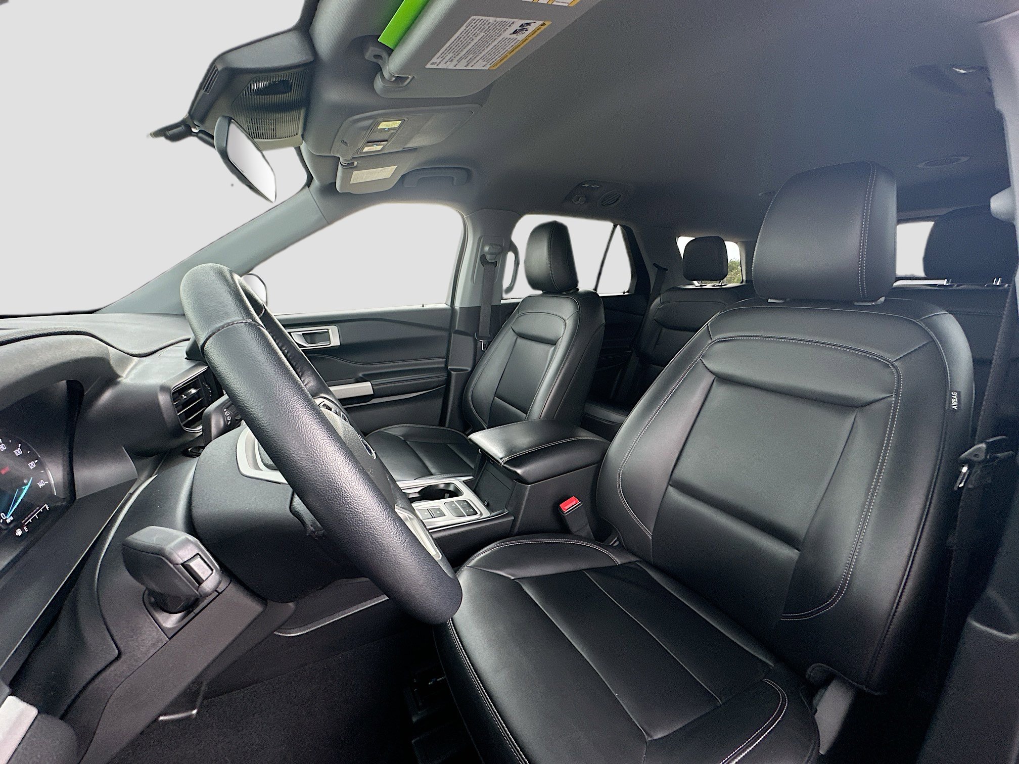 Certified 2022 Ford Explorer XLT w/ Equipment Group 202A image 21