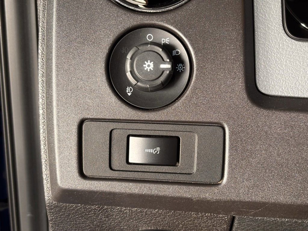 Used 2012 Ford F150 XLT w/ XLT Chrome Pkg image 22