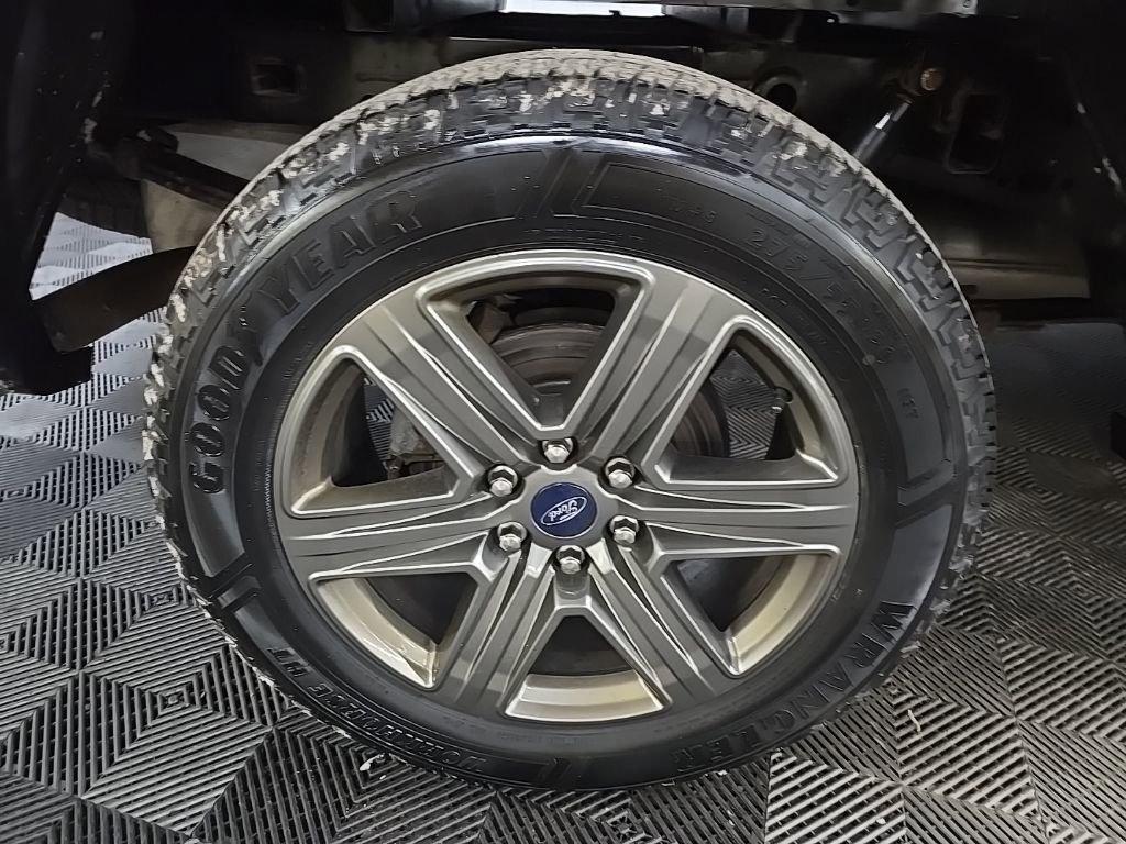 Used 2020 Ford F150 XLT w/ Equipment Group 302A Luxury image 13