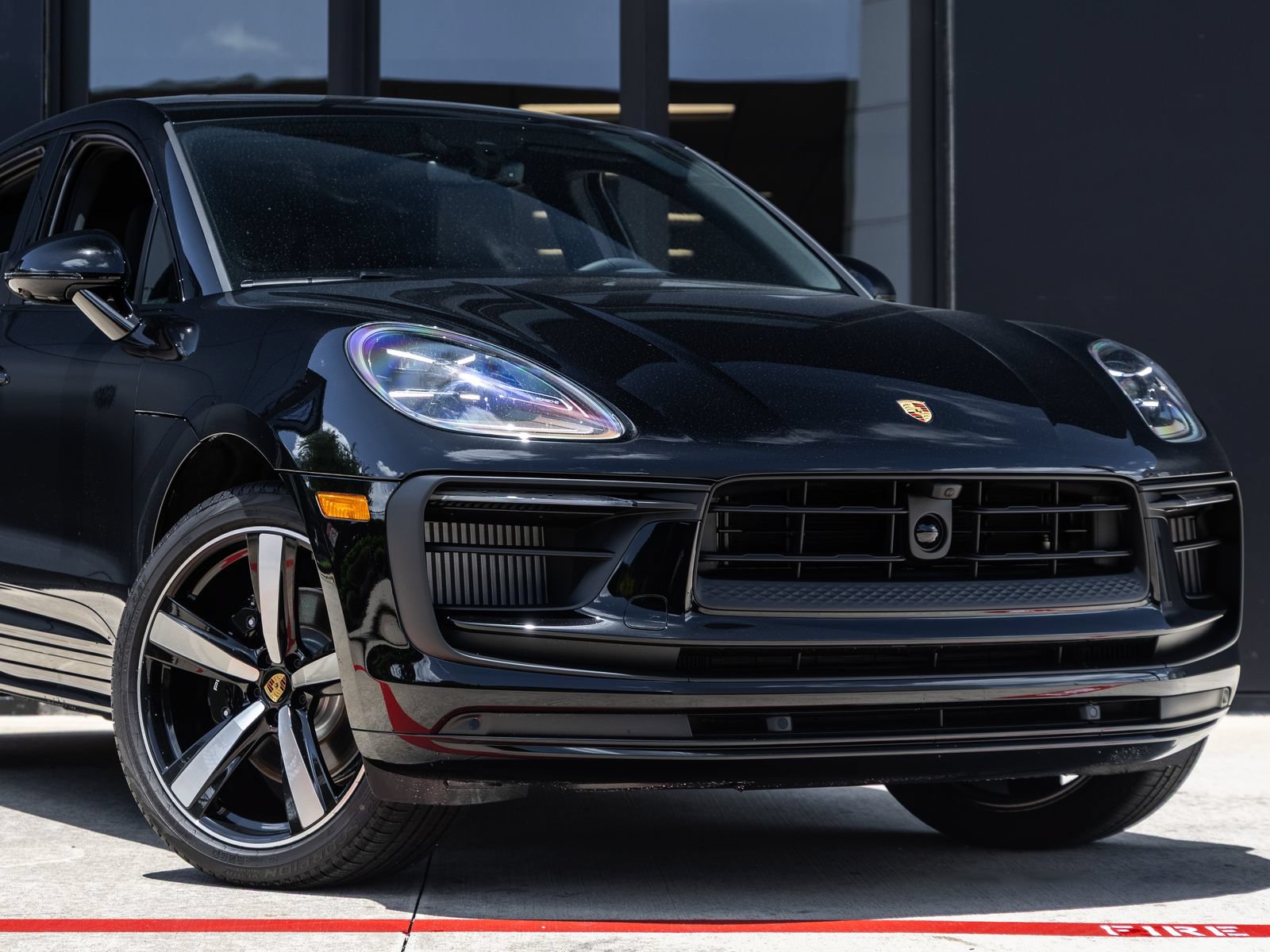New 2026 Porsche Macan S AWD/4WD image 9