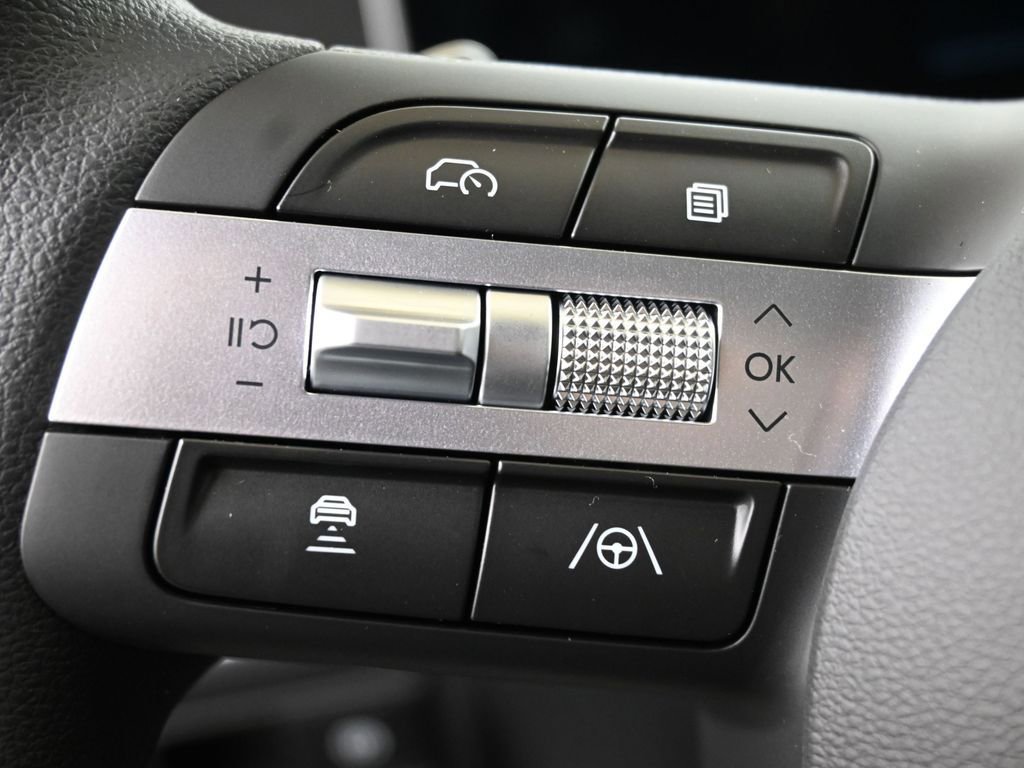 New 2026 Hyundai Tucson Blue SE image 24