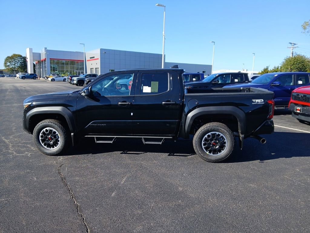 New 2025 Toyota Tacoma TRD Off-Road image 4
