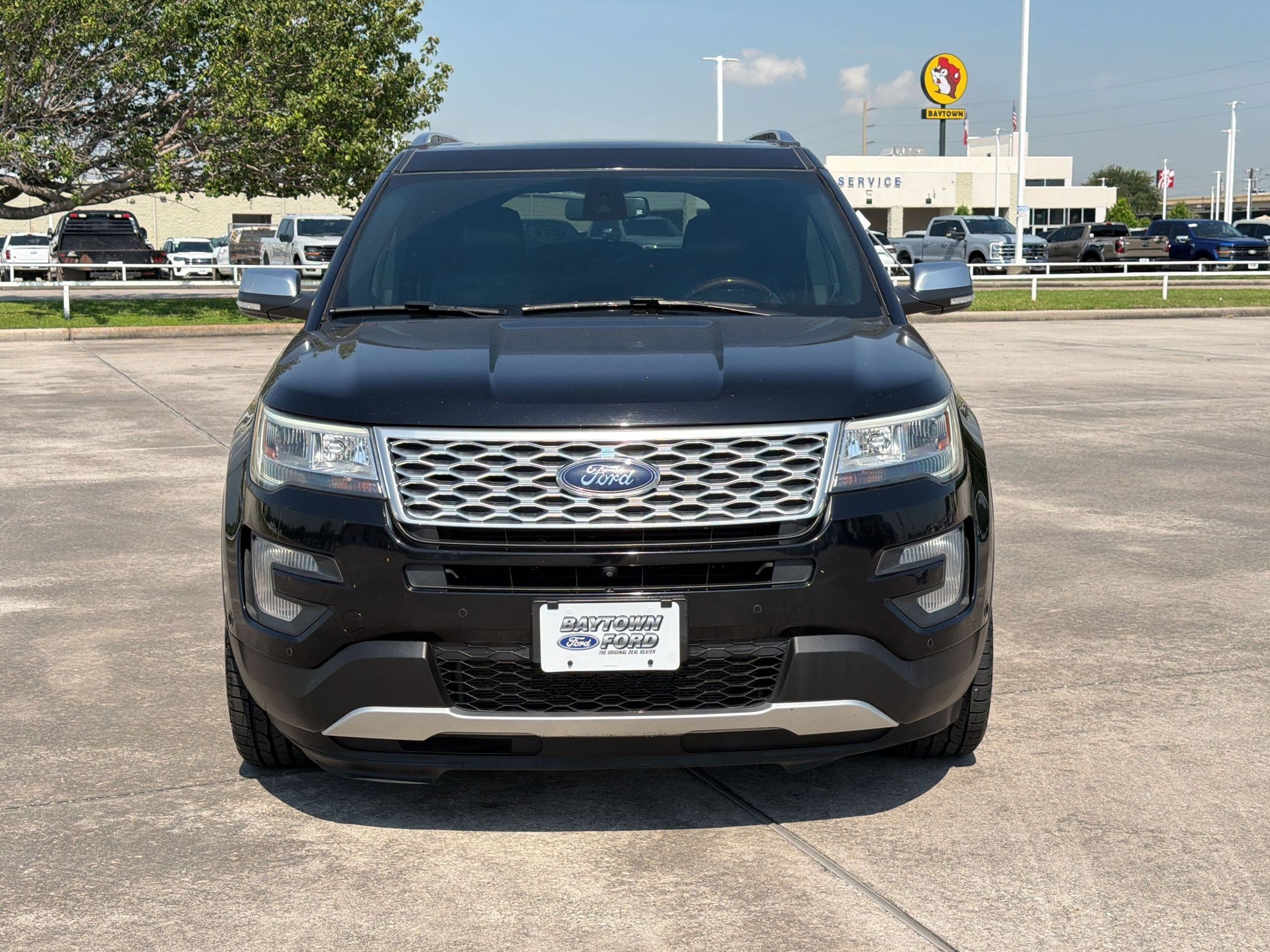 Used 2017 Ford Explorer Platinum AWD/4WD image 6