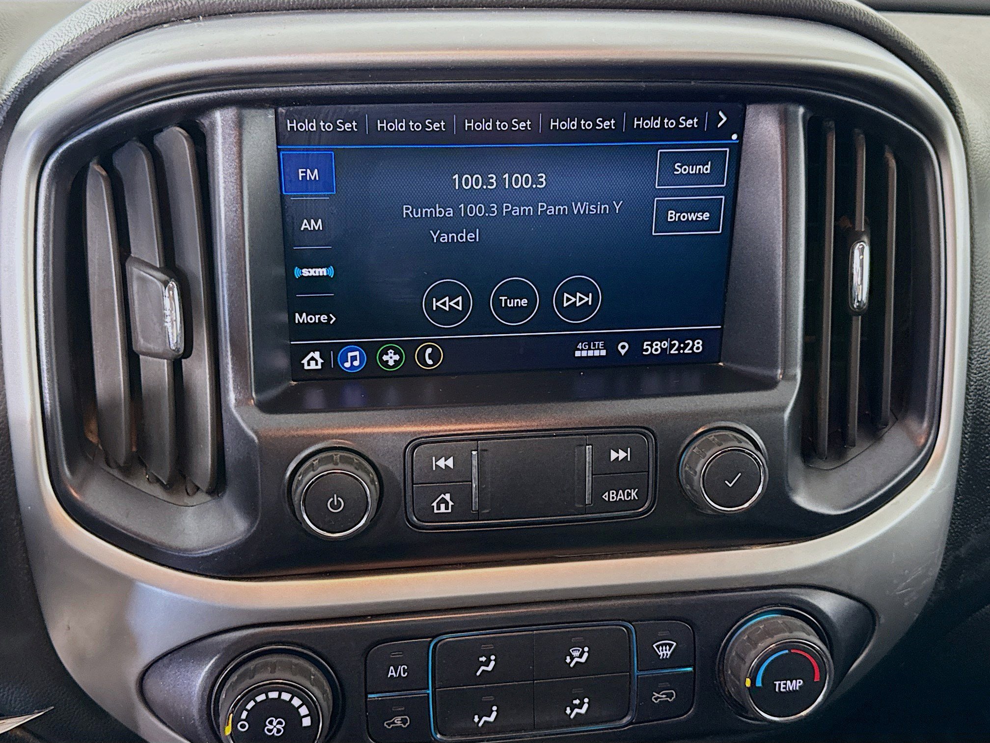 Used 2022 Chevrolet Colorado LT w/ Fleet Safety Package image 18