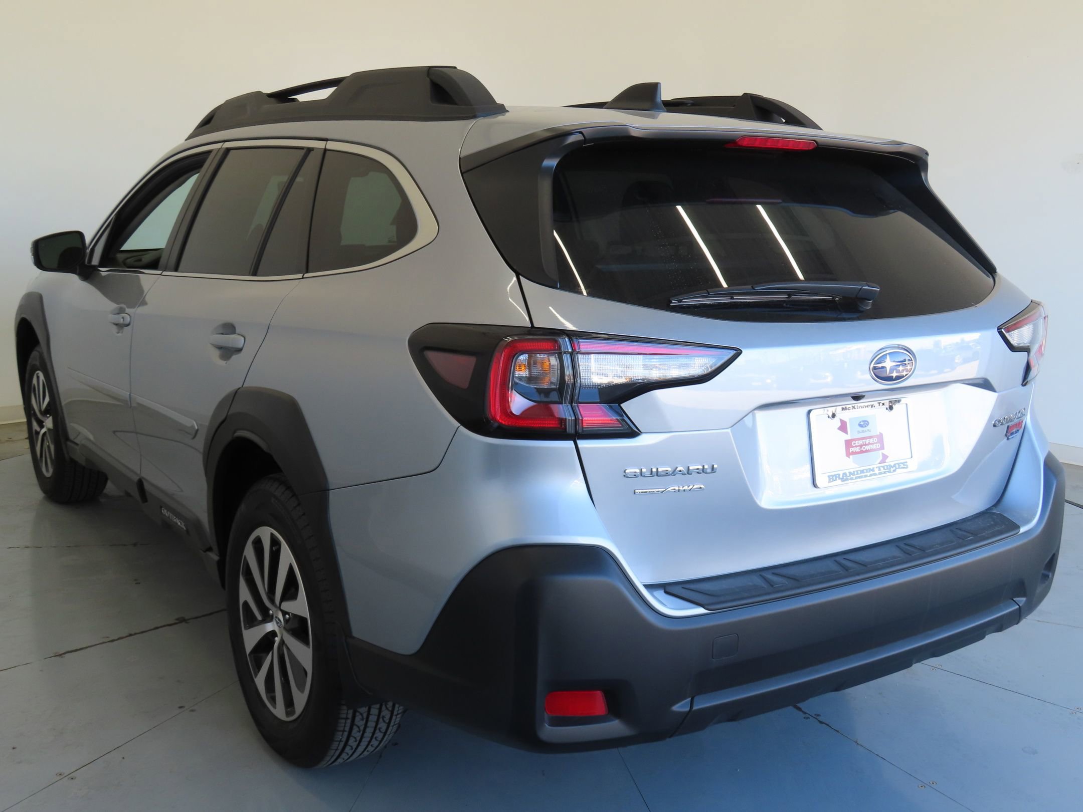 Certified 2025 Subaru Outback Premium w/ Popular Package #1 image 8