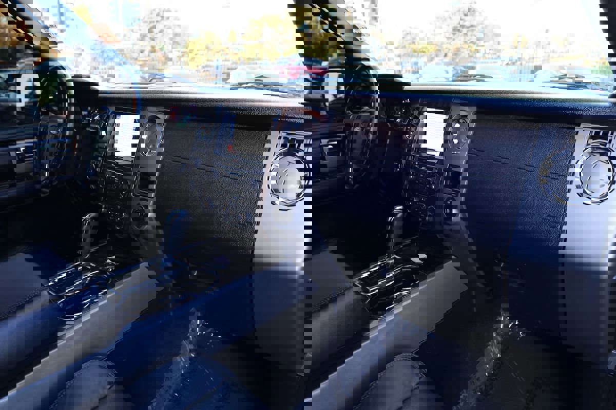 Used 2017 Ford Expedition Platinum image 24