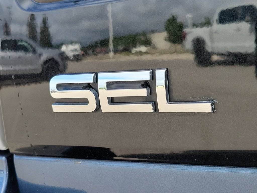 Certified 2019 Ford Flex SEL w/ Equipment Group 202A AWD/4WD image 7