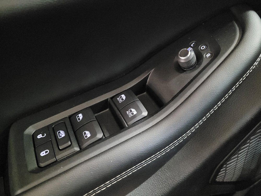 Used 2023 Jeep Grand Cherokee L Laredo image 27