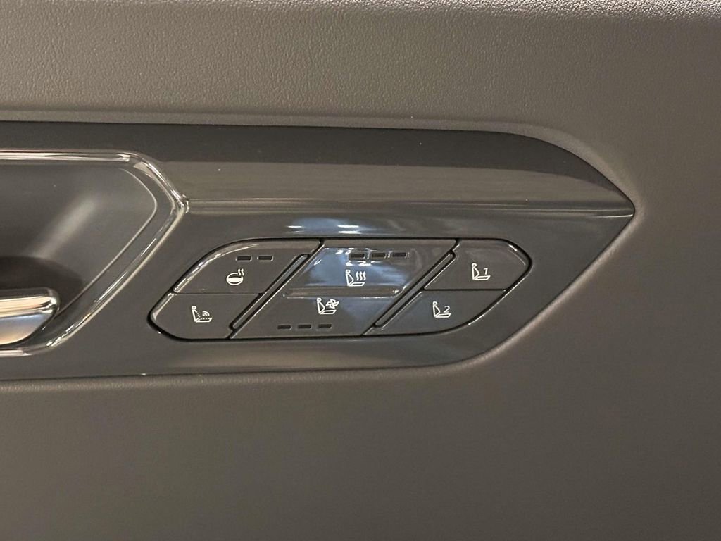 Used 2024 Kia EV9 GT-Line image 12