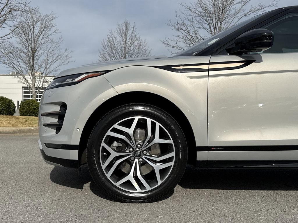 Used 2020 Land Rover Range Rover Evoque First Edition image 10