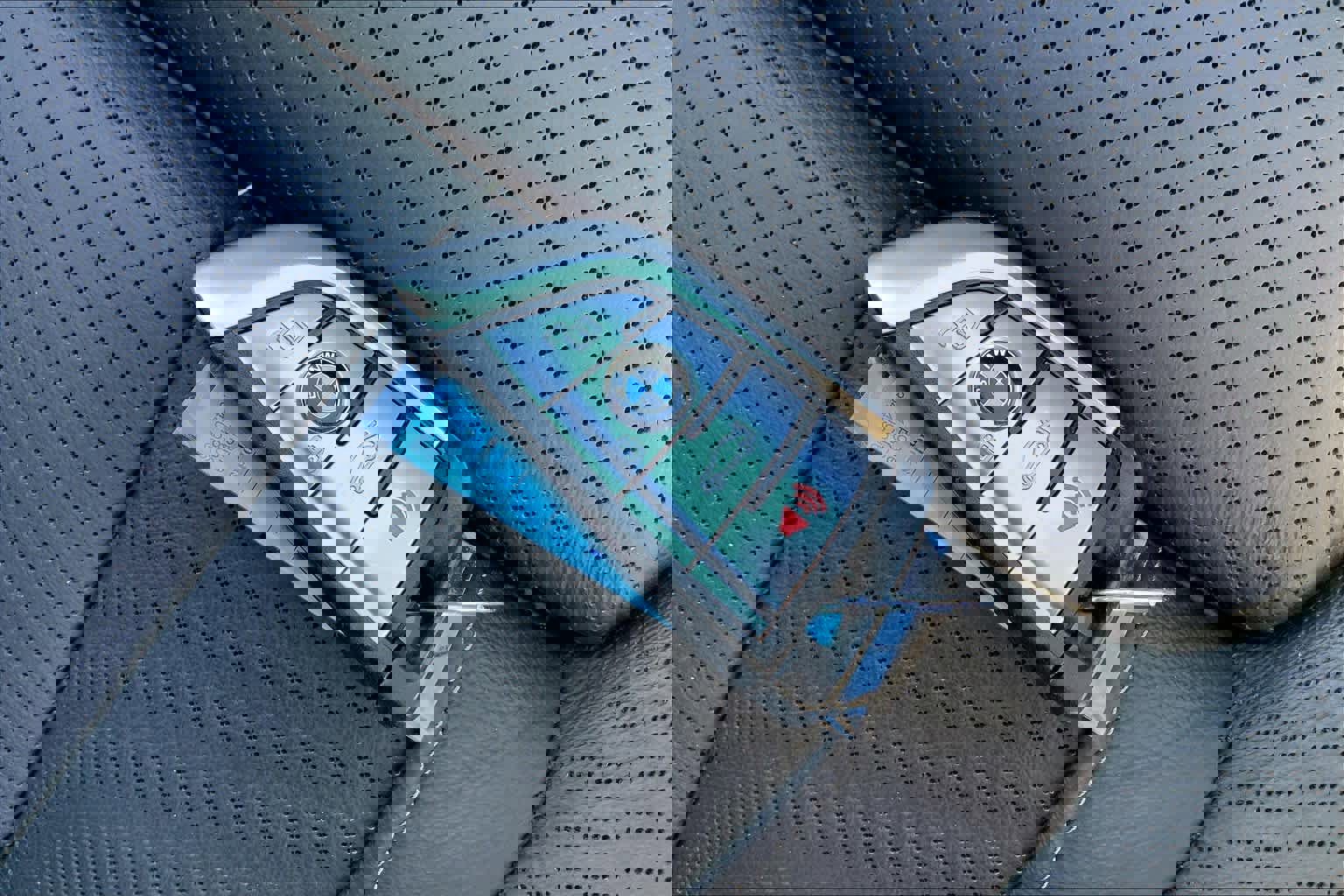 Used 2021 BMW X5 M50i w/ Executive Package image 28