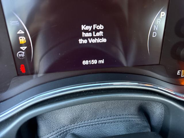 Used 2020 Jeep Grand Cherokee Altitude RWD image 16