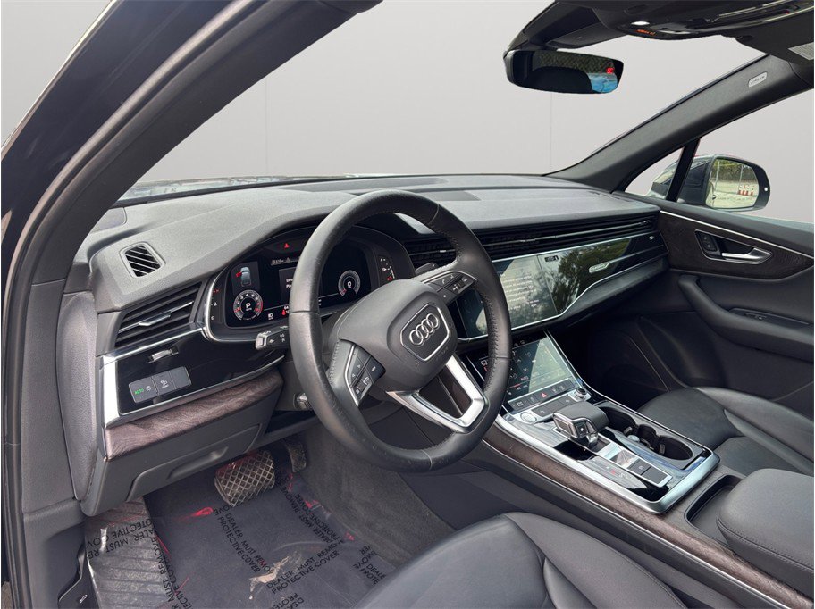 Used 2020 Audi Q7 2.0T Premium w/ Convenience Package AWD/4WD image 6