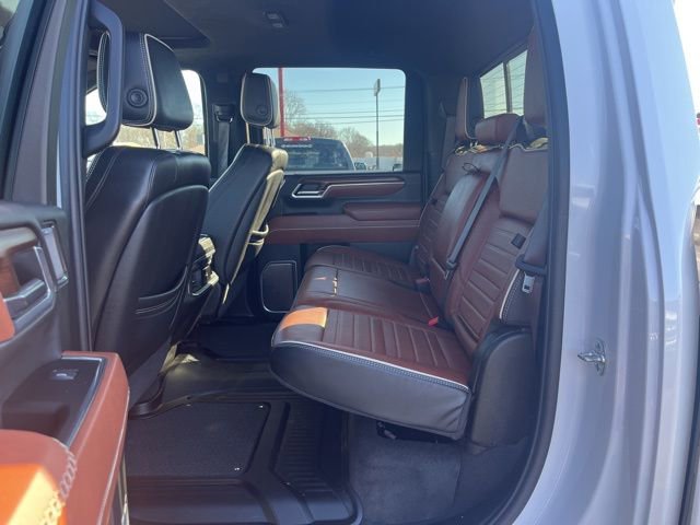 Used 2025 GMC Sierra 2500 Denali Ultimate w/ Max Trailering Package image 8