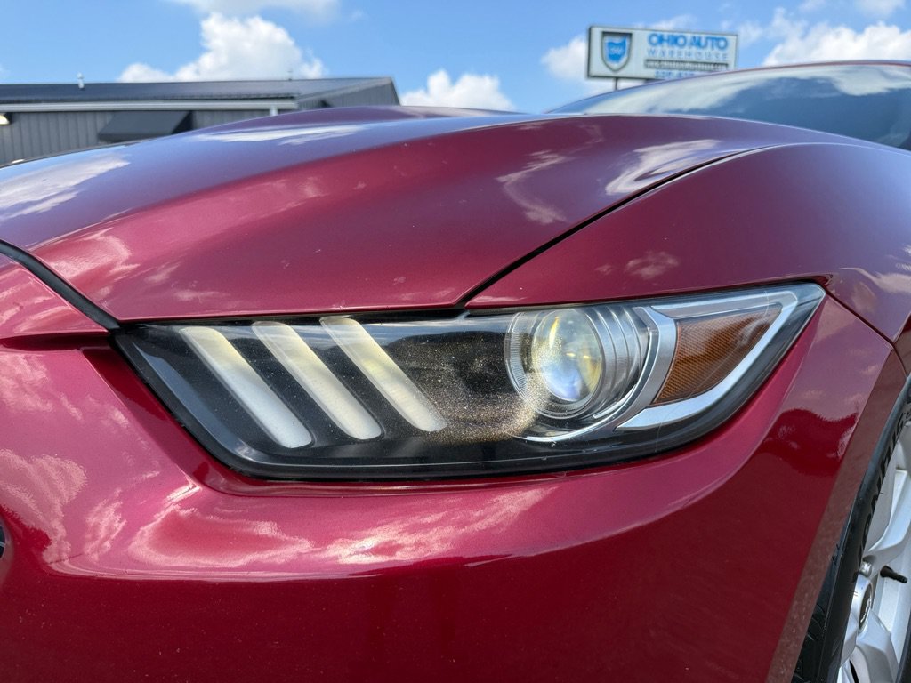 Used 2017 Ford Mustang Coupe RWD image 23