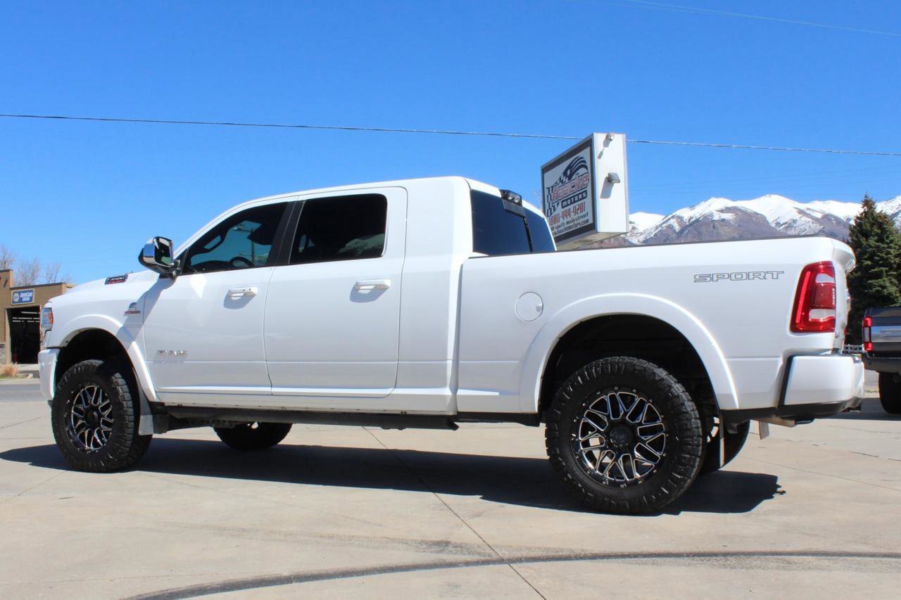 Used 2022 RAM 3500 Laramie image 97