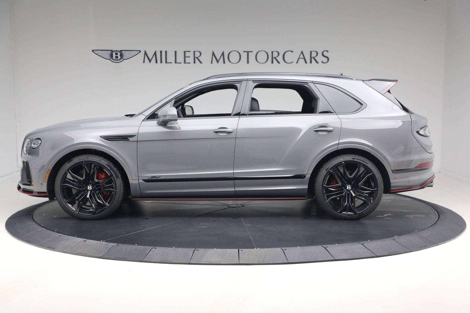 New 2026 Bentley Bentayga Speed image 2