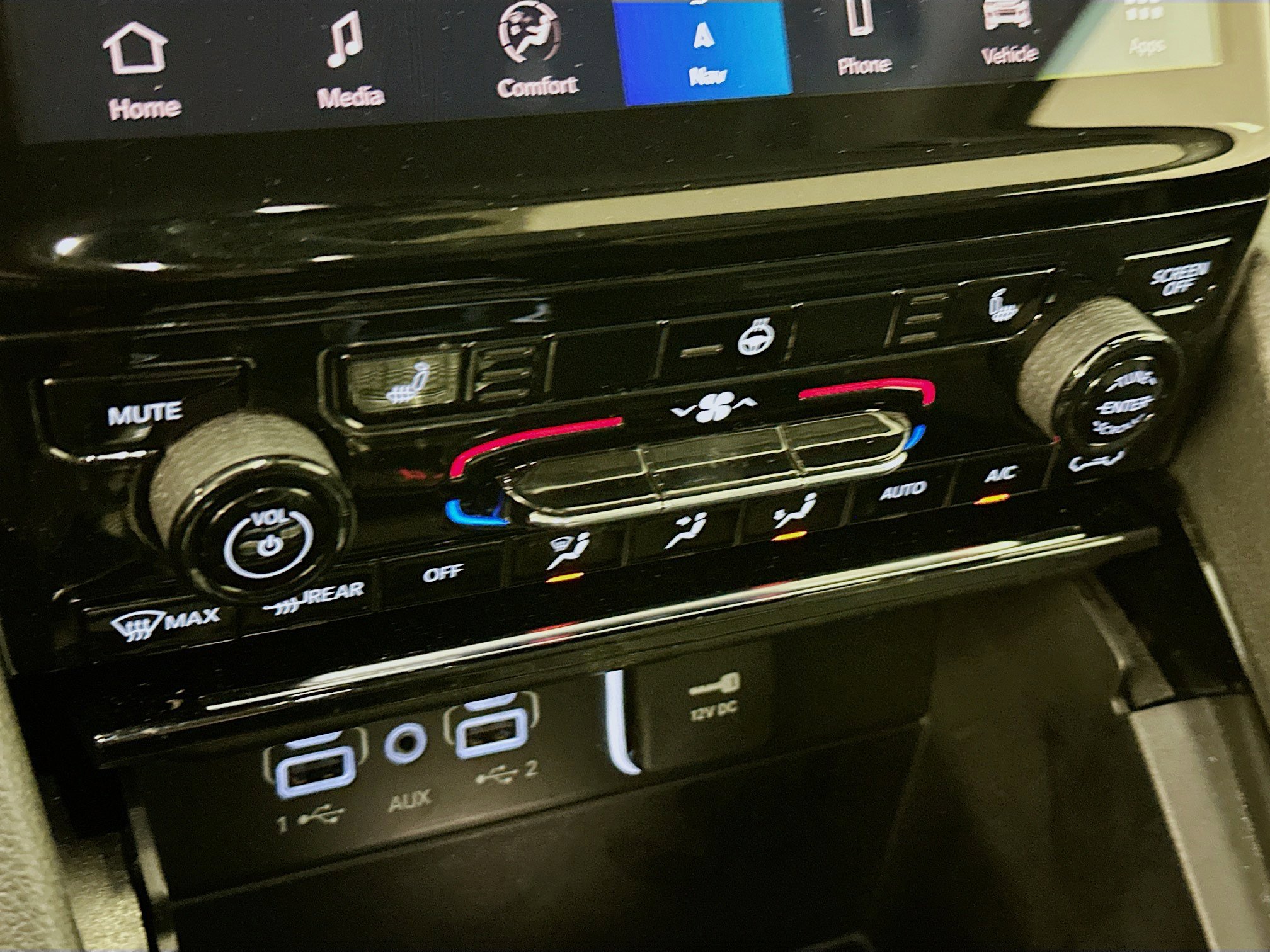 Used 2023 Jeep Grand Cherokee L Limited image 24