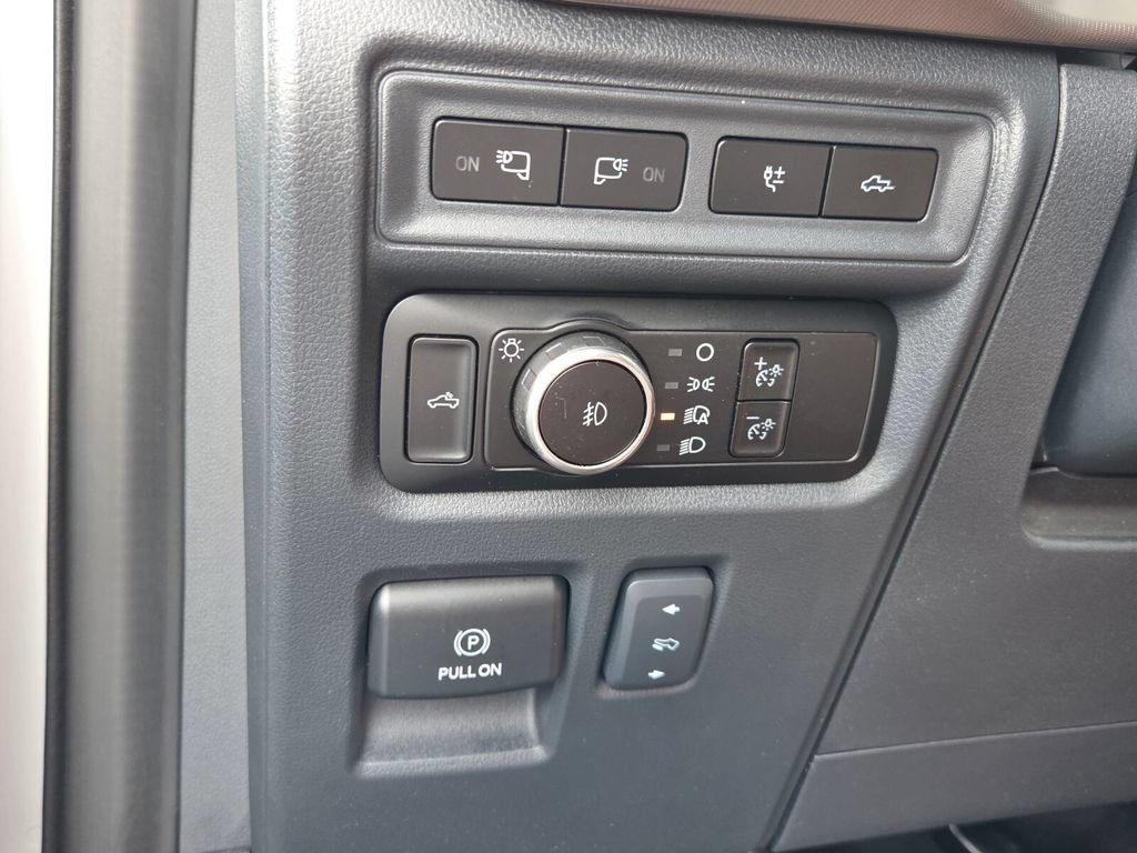 Used 2023 Ford F150 Raptor AWD/4WD image 34