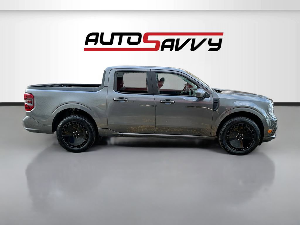 Used 2025 Ford Maverick Lobo image 8