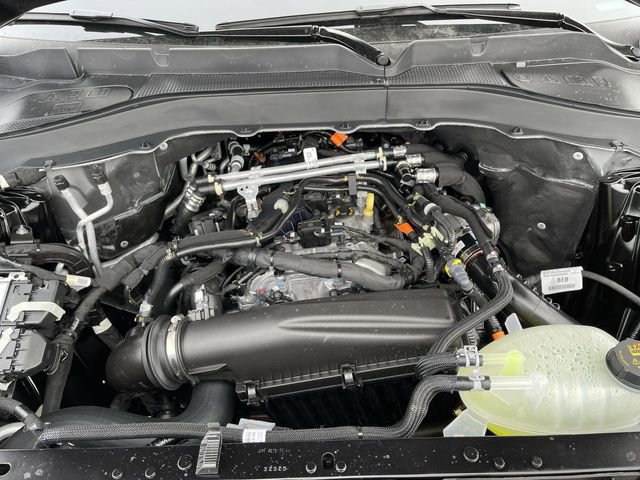 New 2026 Ford Explorer Active w/ Active Comfort Package image 12