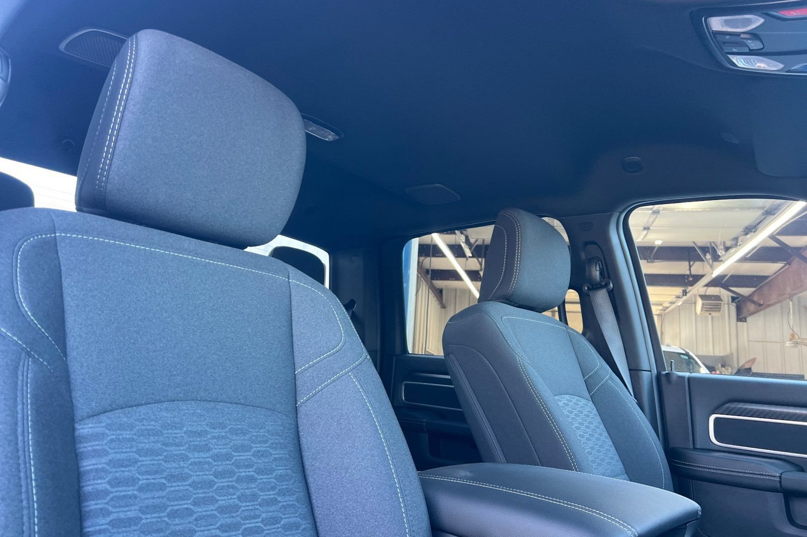 New 2026 RAM 3500 Big Horn AWD/4WD image 15