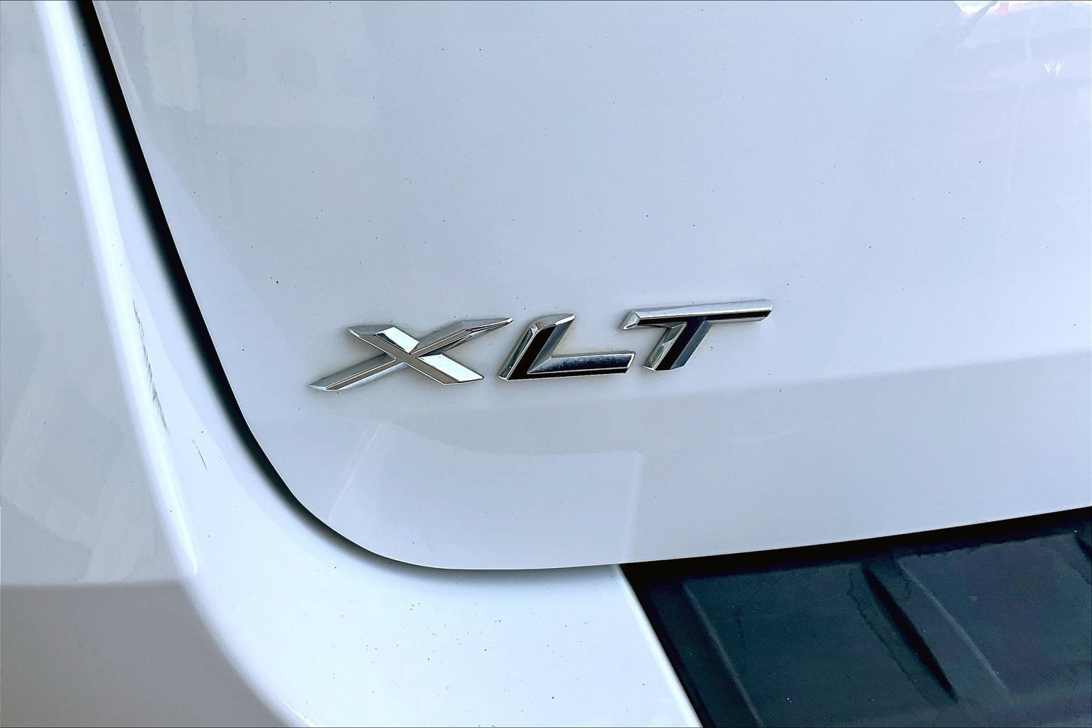 Used 2021 Ford Explorer XLT RWD image 24
