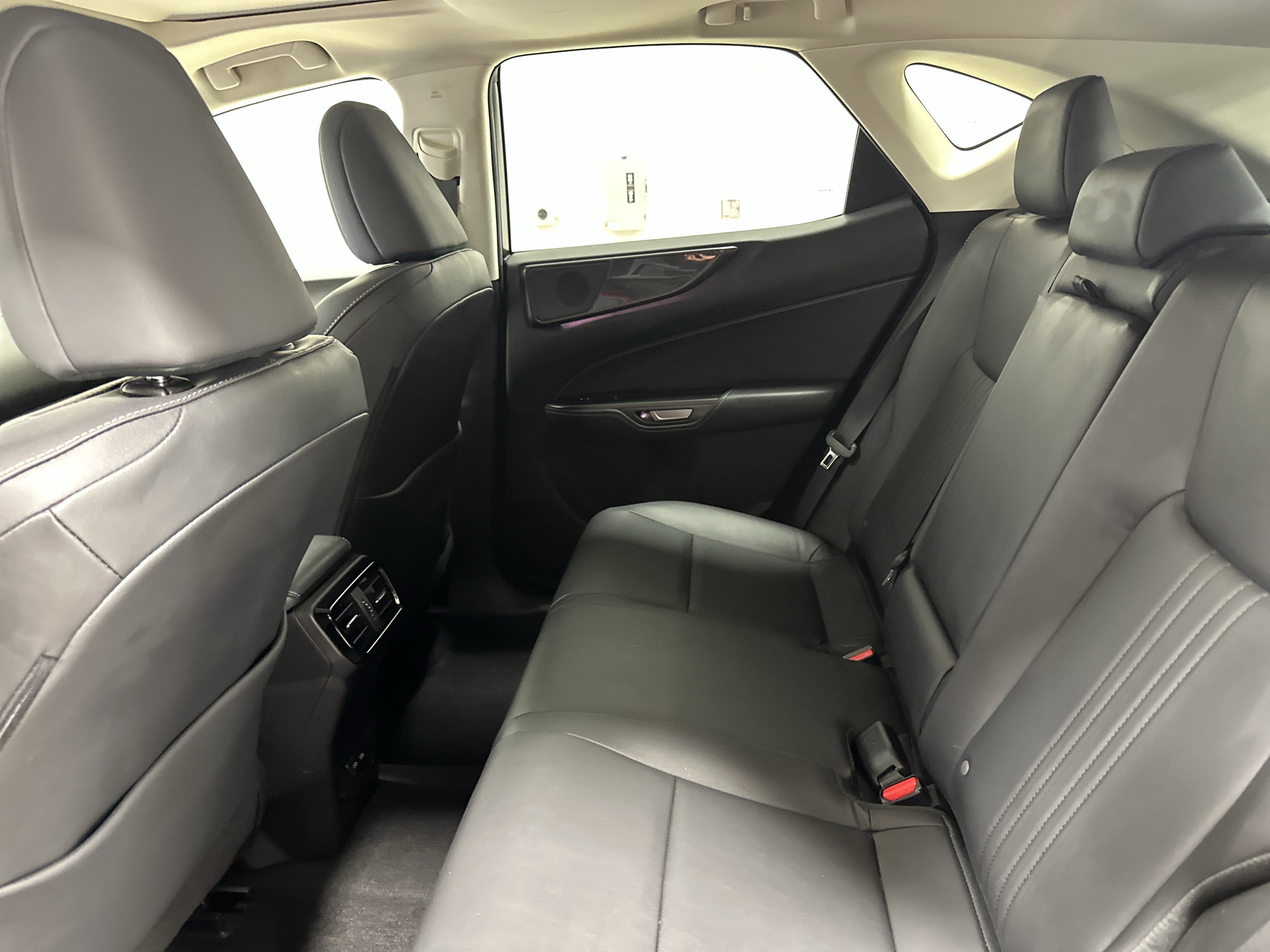 Used 2023 Lexus NX 350 AWD image 31