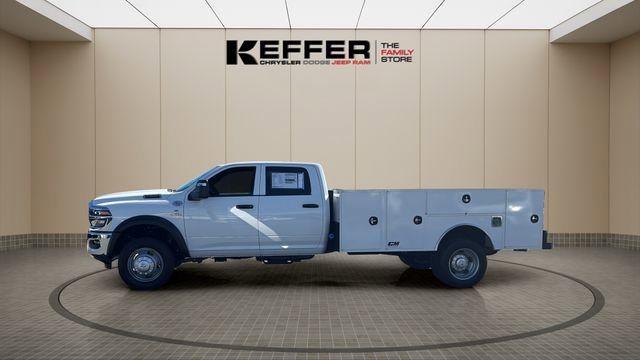 New 2026 RAM 5500 Tradesman w/ Chrome Appearance Group image 2
