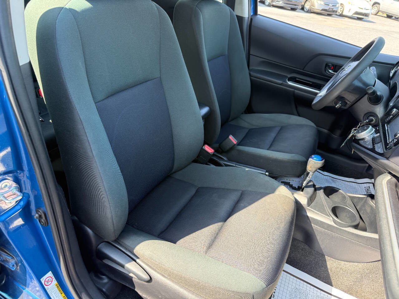 Used 2016 Toyota Prius C Two FWD image 28