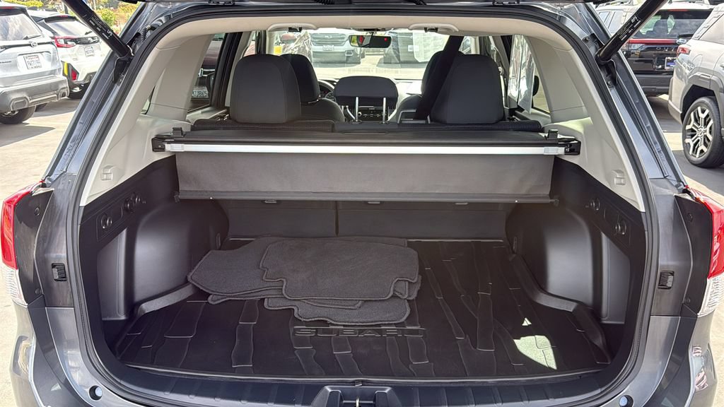 Certified 2024 Subaru Forester Premium AWD/4WD image 26