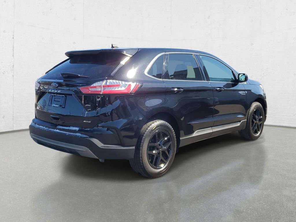 Used 2024 Ford Edge SEL image 7