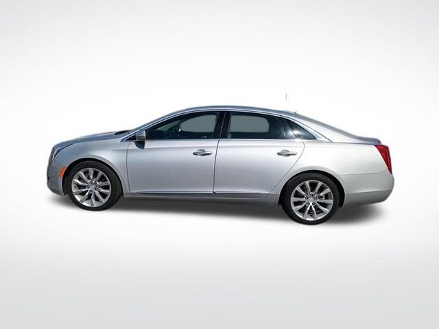 Used 2017 Cadillac XTS Luxury image 2