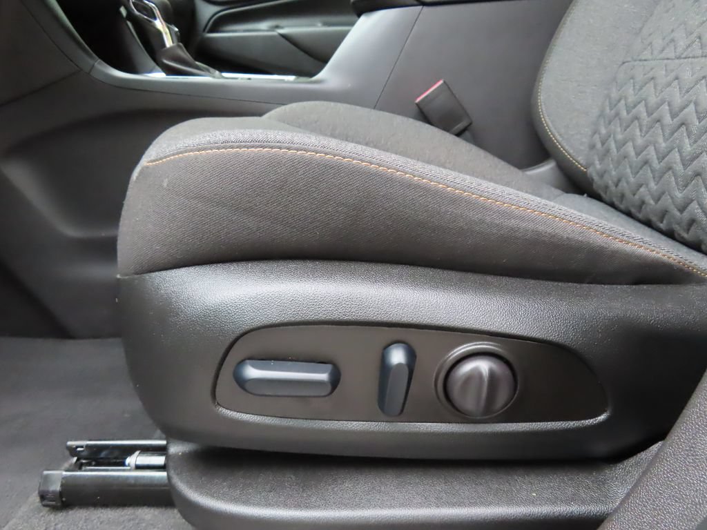 Certified 2024 Chevrolet Equinox LT AWD/4WD image 6