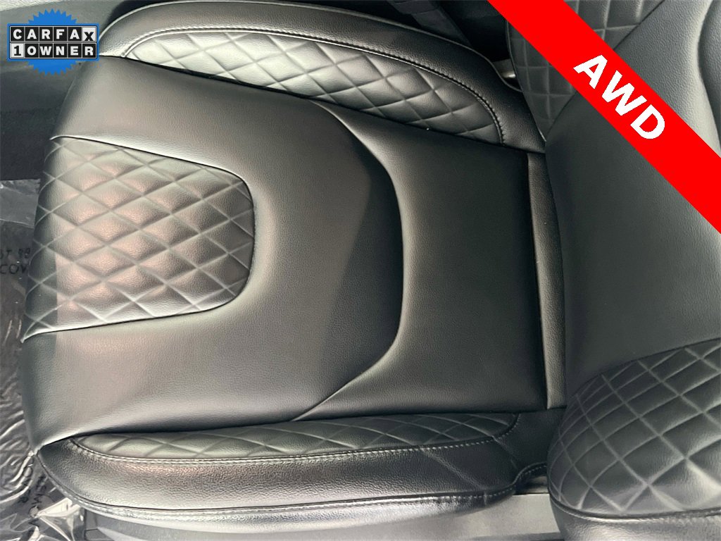Used 2024 Ford Edge Titanium image 18