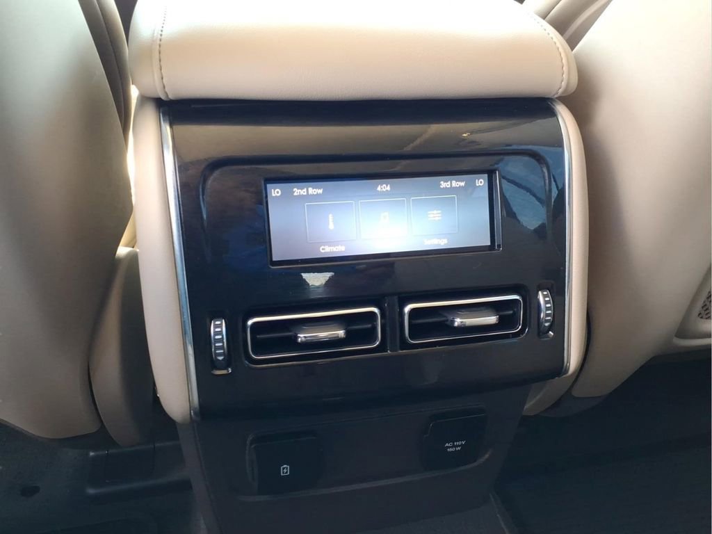 Used 2023 Lincoln Aviator Reserve RWD image 18