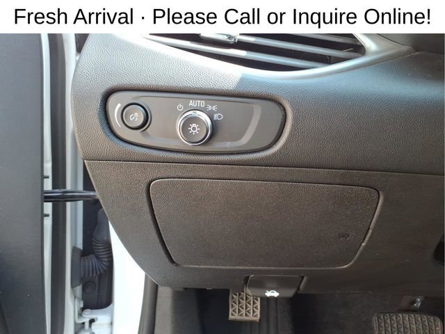 Used 2022 Chevrolet Malibu LS image 14