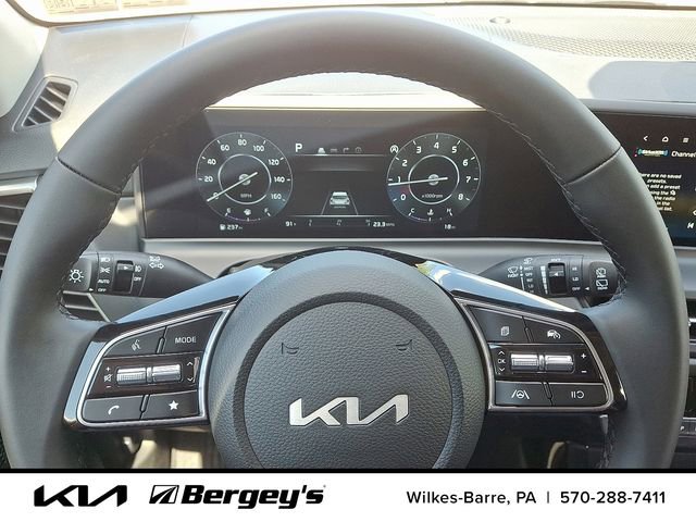 Certified 2025 Kia Seltos EX AWD/4WD image 17