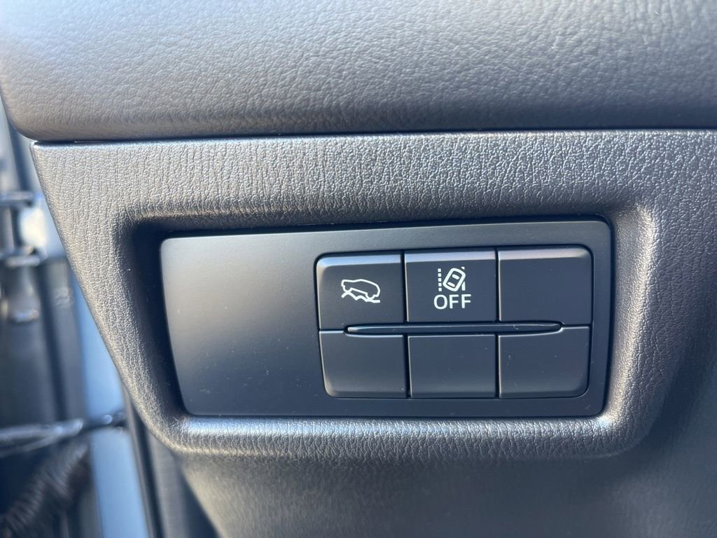 Used 2023 MAZDA CX-5 Carbon Edition image 16