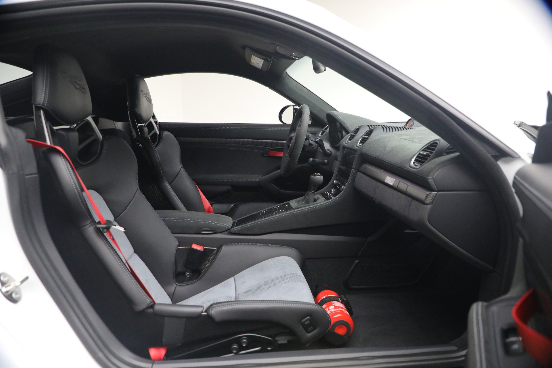 Used 2023 Porsche 718 Cayman GT4 RS RWD image 20