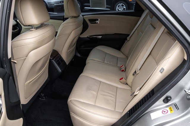 Used 2015 Toyota Avalon XLE Touring image 21