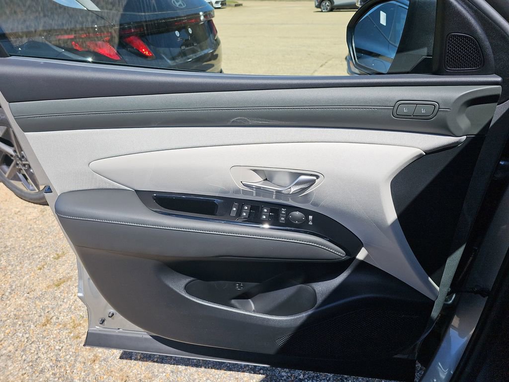 New 2026 Hyundai Tucson Limited AWD/4WD image 28