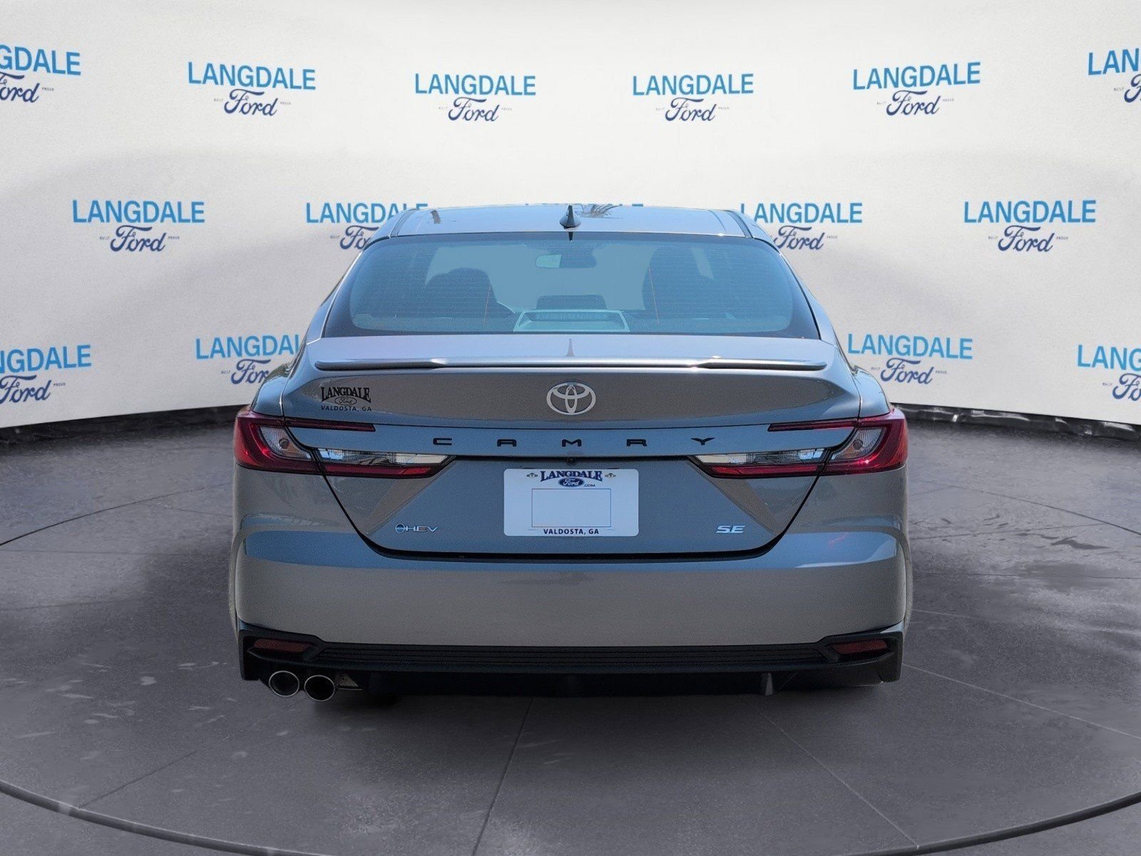 Used 2026 Toyota Camry SE FWD image 8