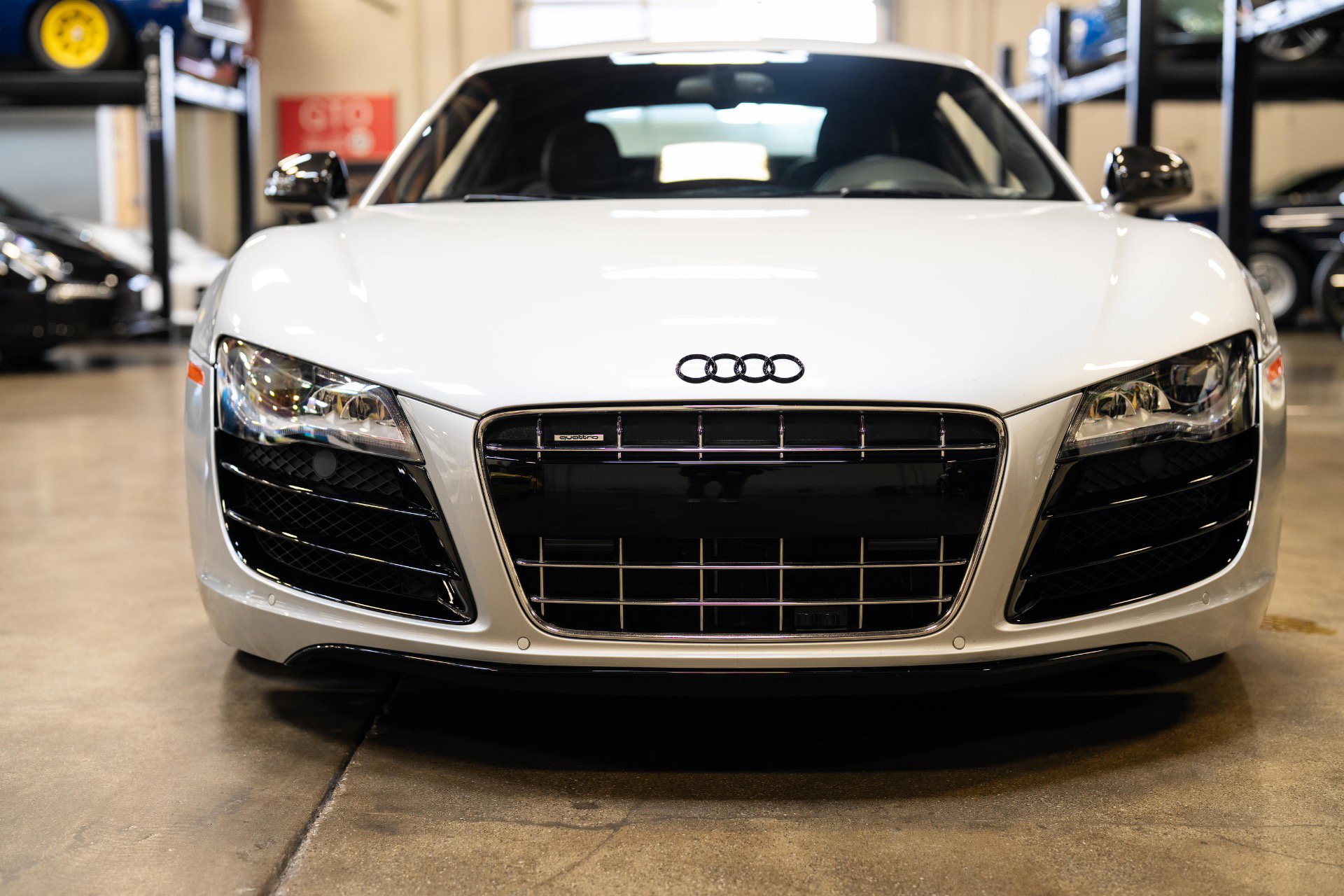 Used 2011 Audi R8 V10 image 14