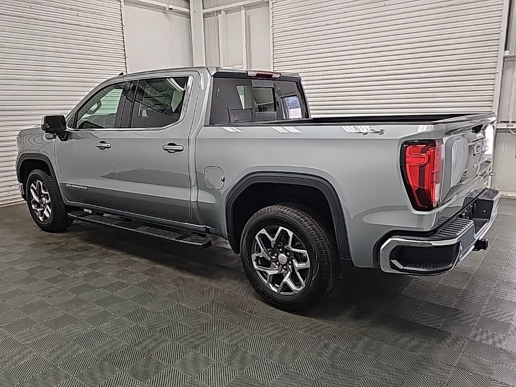 New 2026 GMC Sierra 1500 SLE w/ Preferred Package image 5